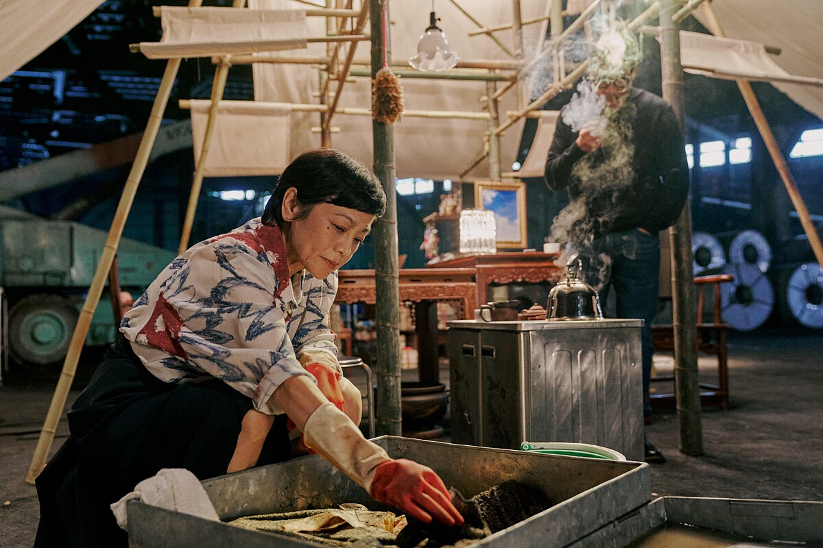 ▲張艾嘉以「吳月女」一角貫穿全劇。（圖 / CATCHPLAY+提供）