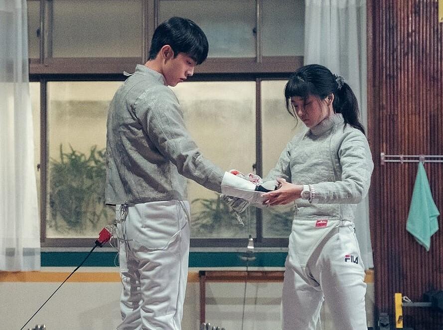 《二十五，二十一》網友腦補催南柱赫金泰梨快點談場真正的戀愛