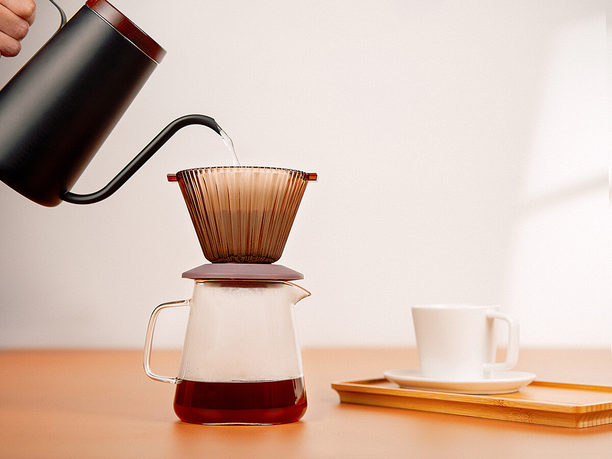 手沖咖啡器具也成了生活中不可或缺的一部分。