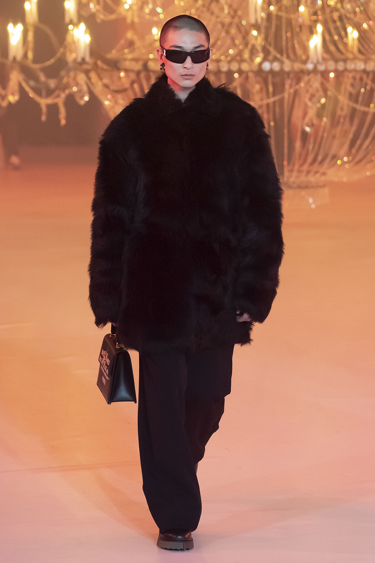 Off-White 2022秋冬男裝系列