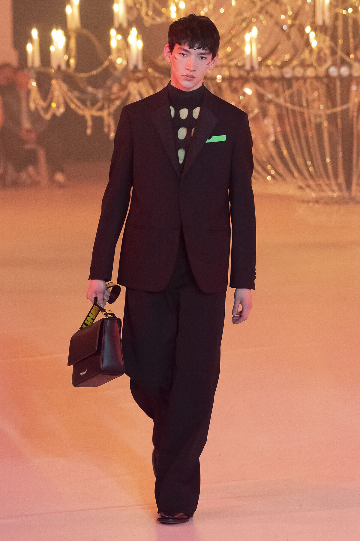 Off-White 2022秋冬男裝系列