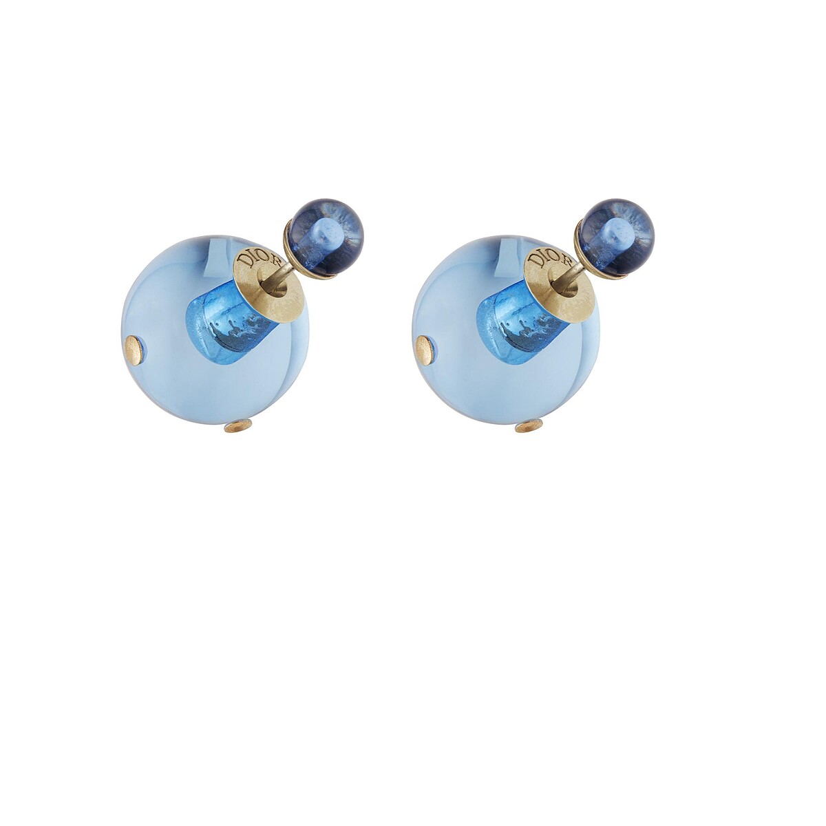 Dior Tribales 透明樹脂珍珠耳環，NT 18,500