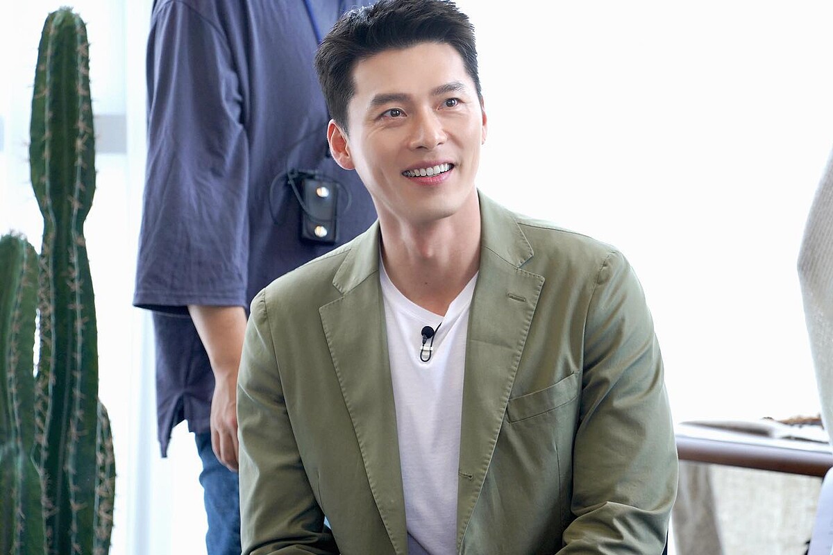 玄彬3月底婚前首現身