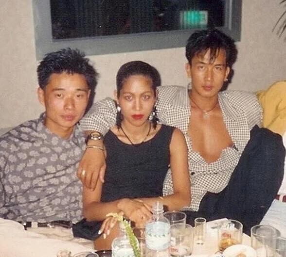 （由左至右）姜元來、金鬆、具俊曄