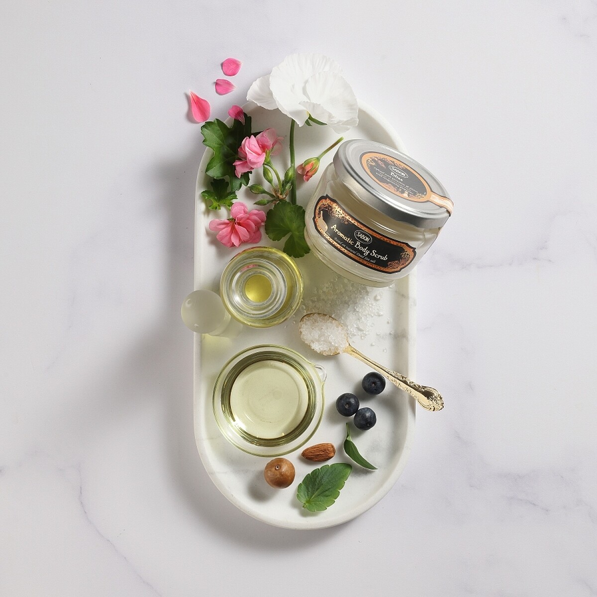 SABON天竺葵精油身體磨砂膏情境圖。