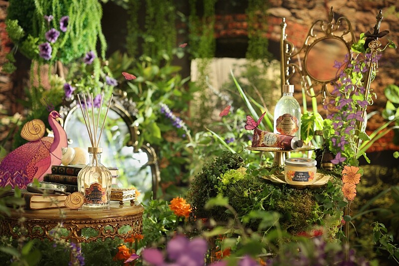 SABON 25週年經典限量系列情境圖。