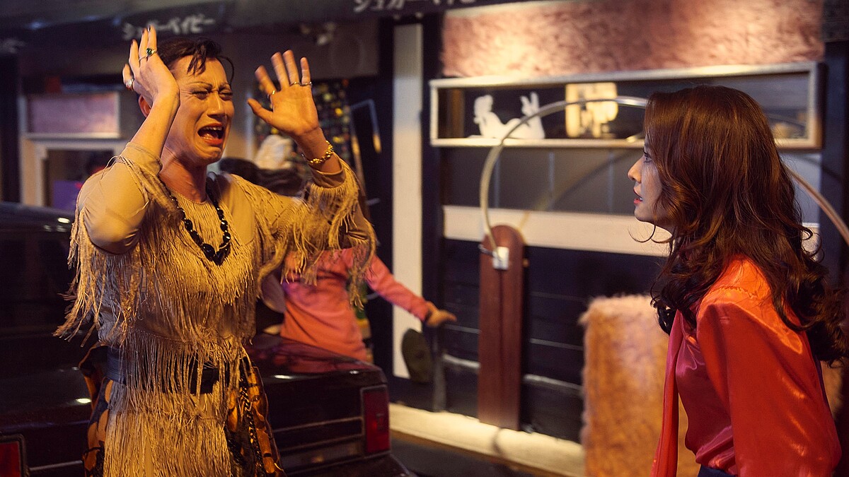 Netflix《華燈初上》第三季，林心如猛K掐胸寶寶吳慷仁，光小姐們妖怪打架大亂鬥！