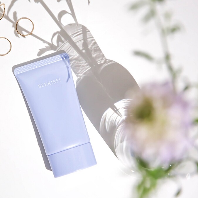 雪肌精漾活UV雙重防禦飾底乳SPF35/PA+++70g，NT520。