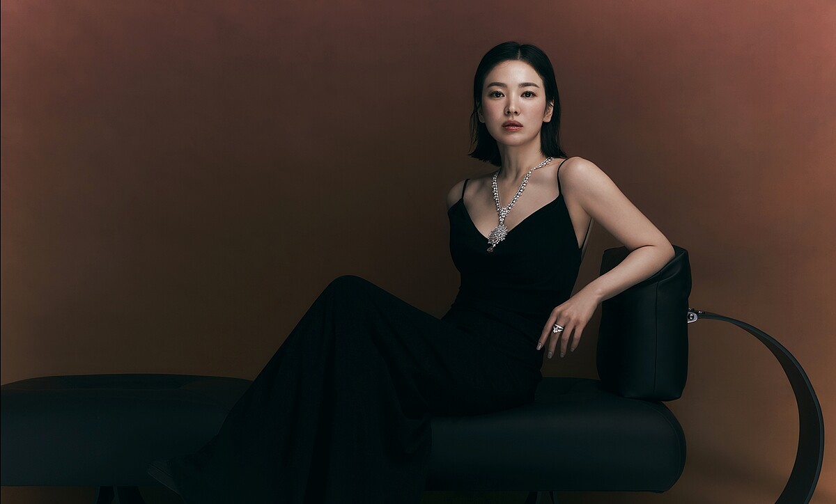 宋慧喬為珠寶品牌尚美Chaumet擔任大使多年，近期釋出2022年全新形象