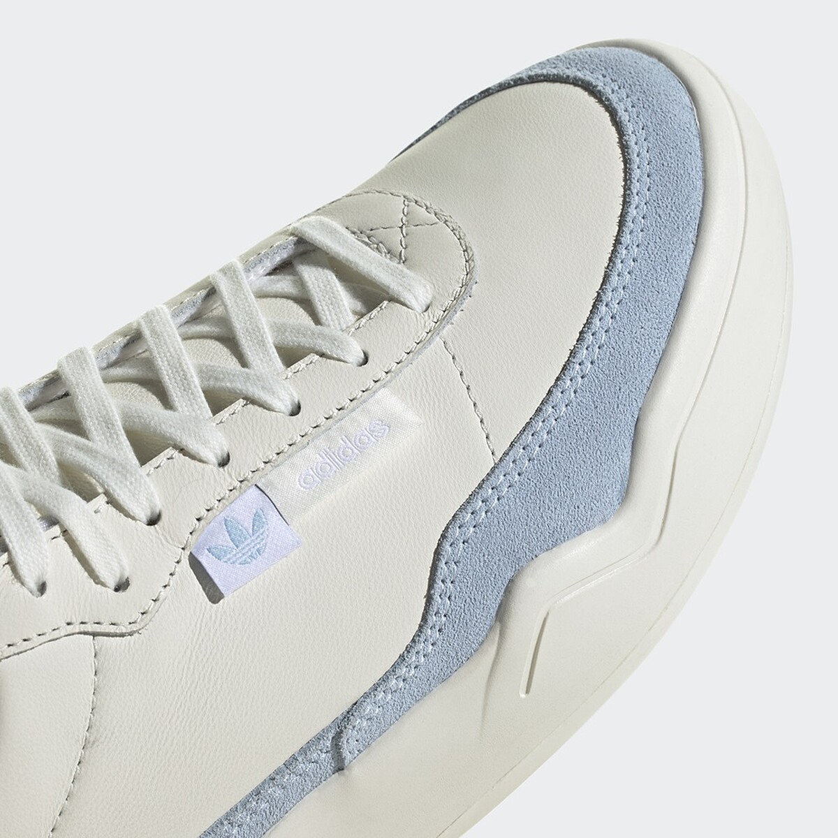 NEW HER COURT，NT 3,690