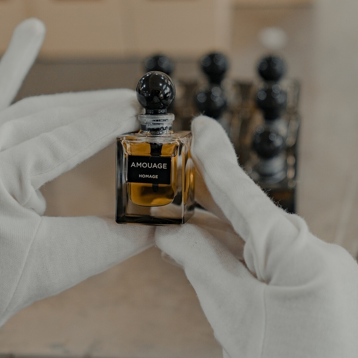 AMOUAGE ATTARS工廠照。