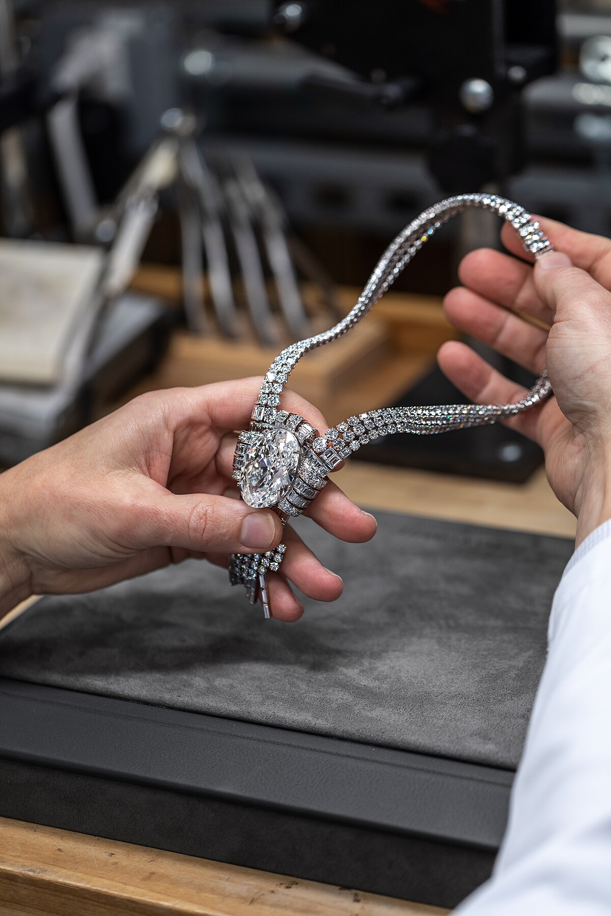 帝國鑽石高級珠寶項鍊工藝圖