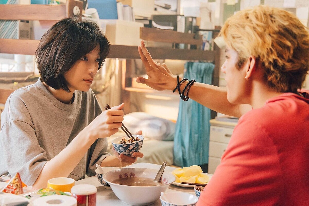 ▲▼朱軒洋在劇中與蔡淑臻熱戀。（圖／公視提供）