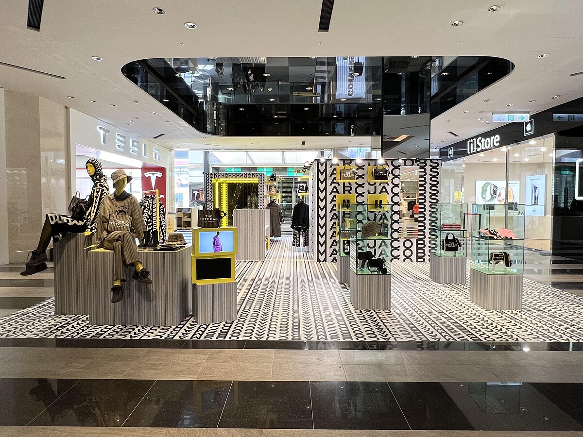 Marc Jacobs Monogram新光A11快閃店