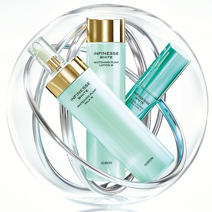 ALBION賦白彈力系列全能掃黑三步驟形象圖。