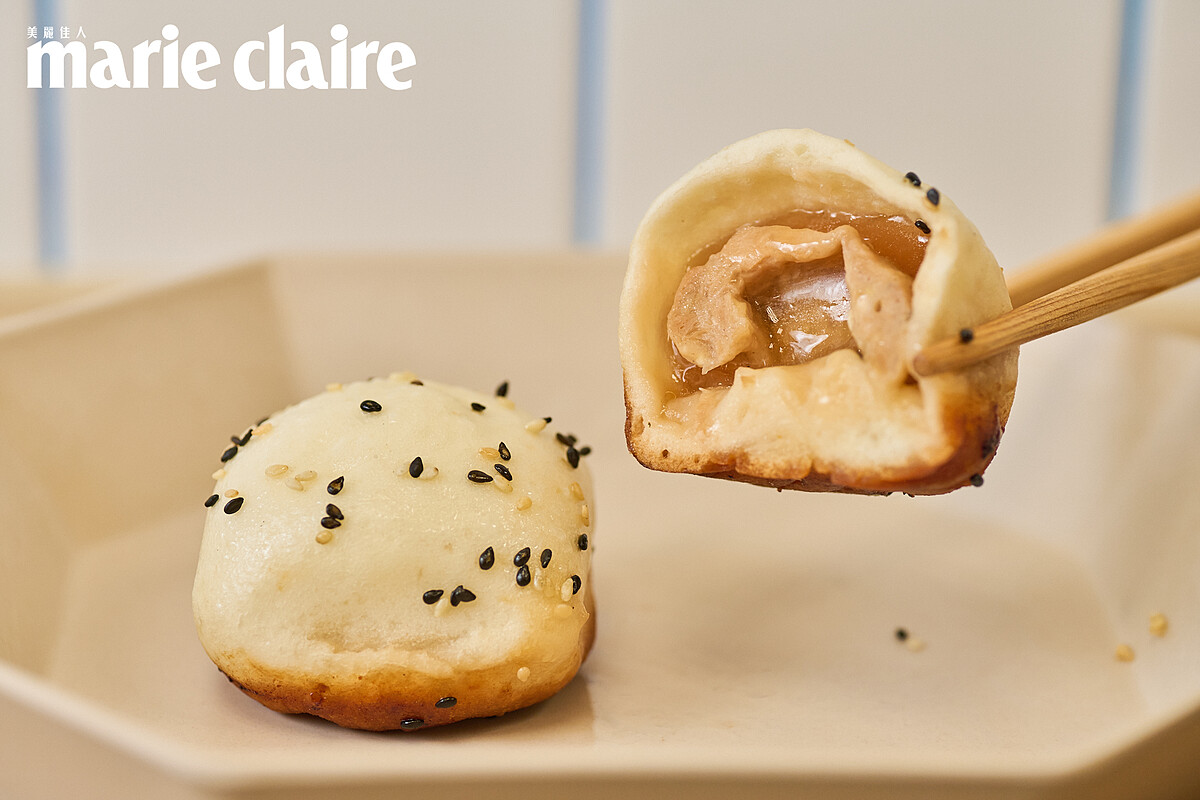 ▲植物肉生煎包能近似真肉的關鍵是「湯汁」。