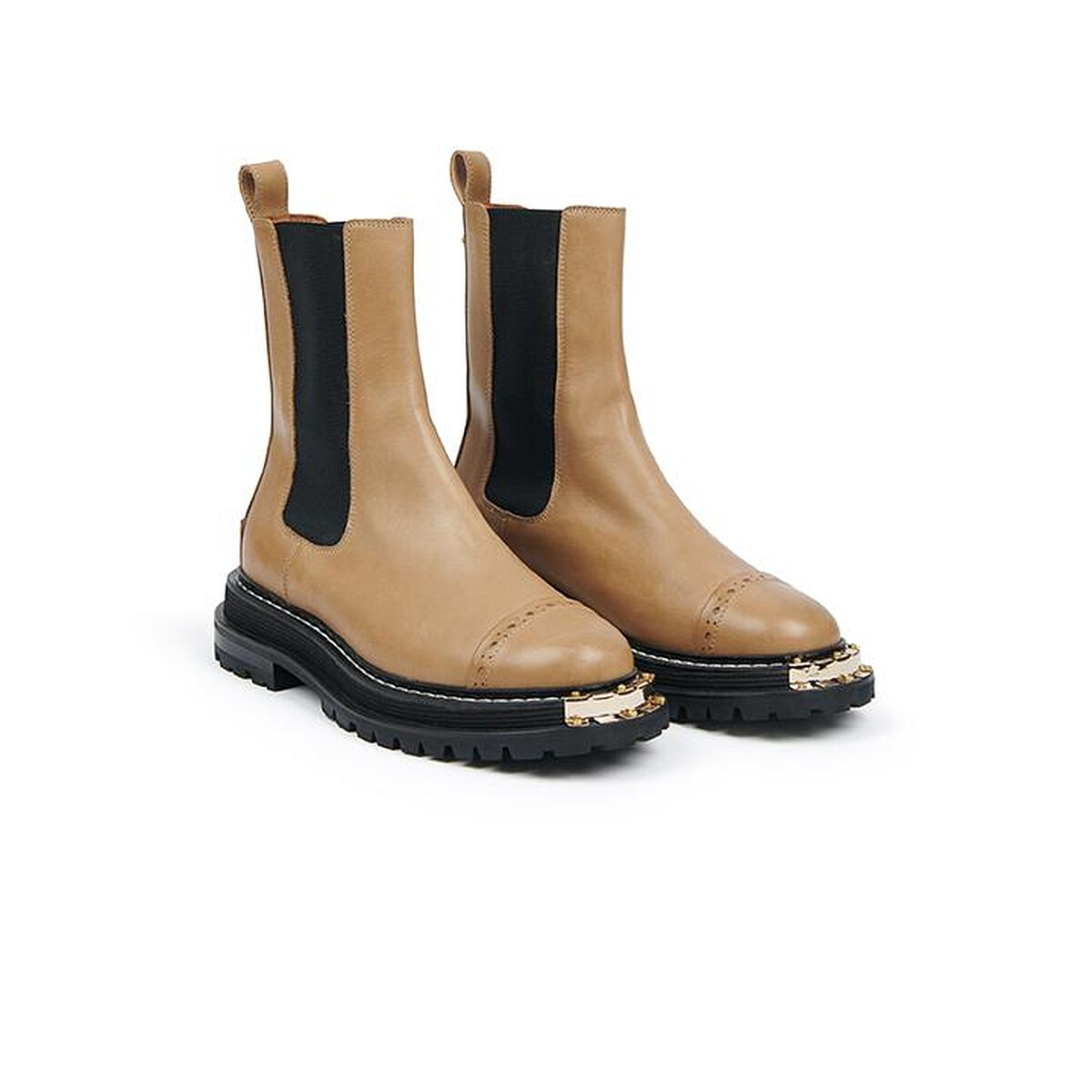 SANDRO 米色切爾西皮靴，NT16,930。