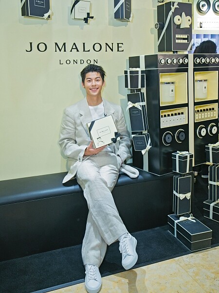 Jo Malone London打造全球唯一實體JoBots禮物概念店,品牌好友許光漢體驗英式趣味贈禮表心意。