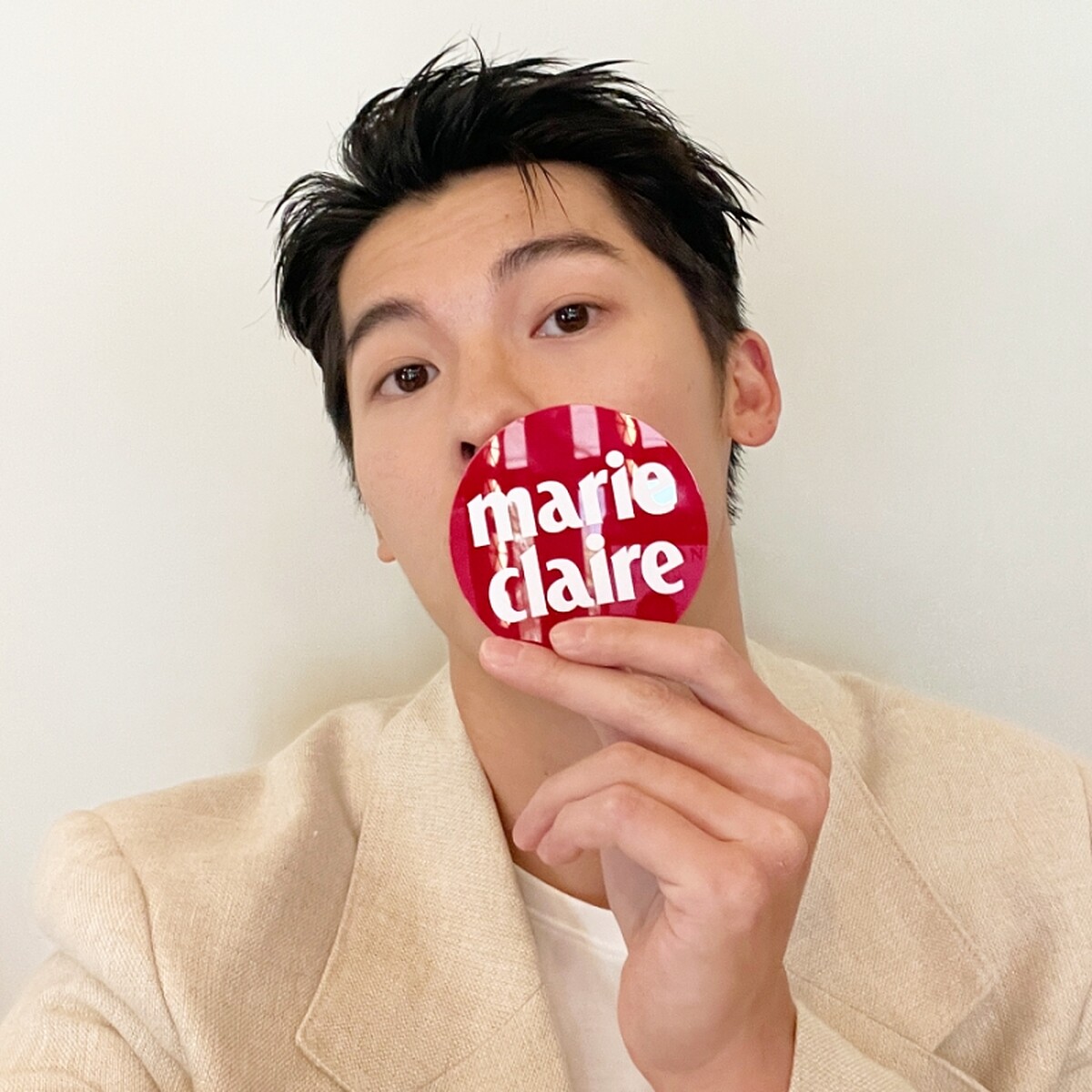 許光漢送給Marie Claire的自拍。