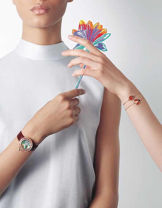 Van Cleef & Arpels梵克雅寶模特兒情境圖