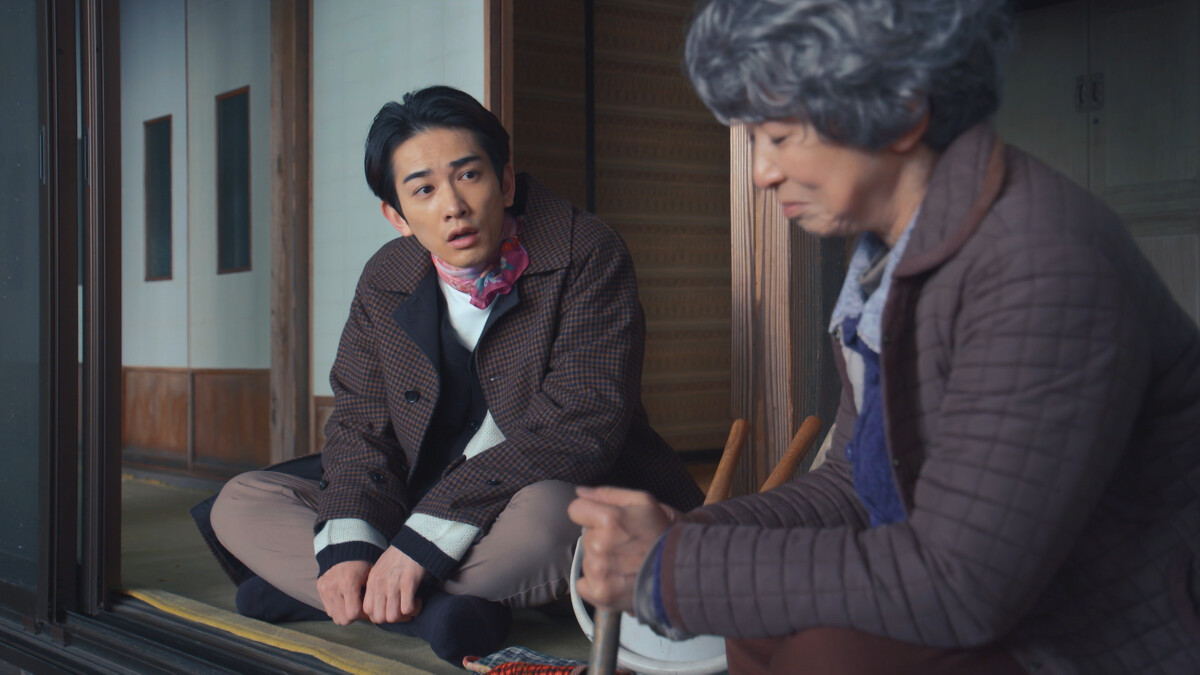 ▲町田啟太對劇中的祖孫情特別有感。（圖 / 車庫娛樂提供）