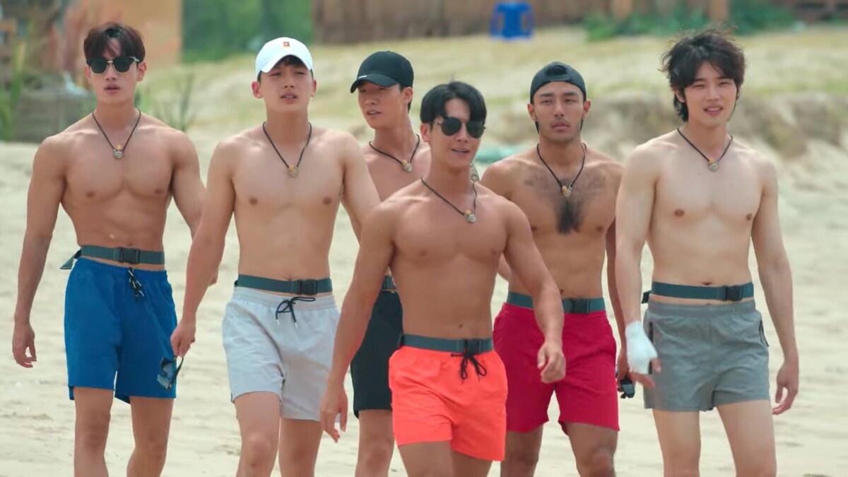  《單身即地獄》男成員身材壯碩