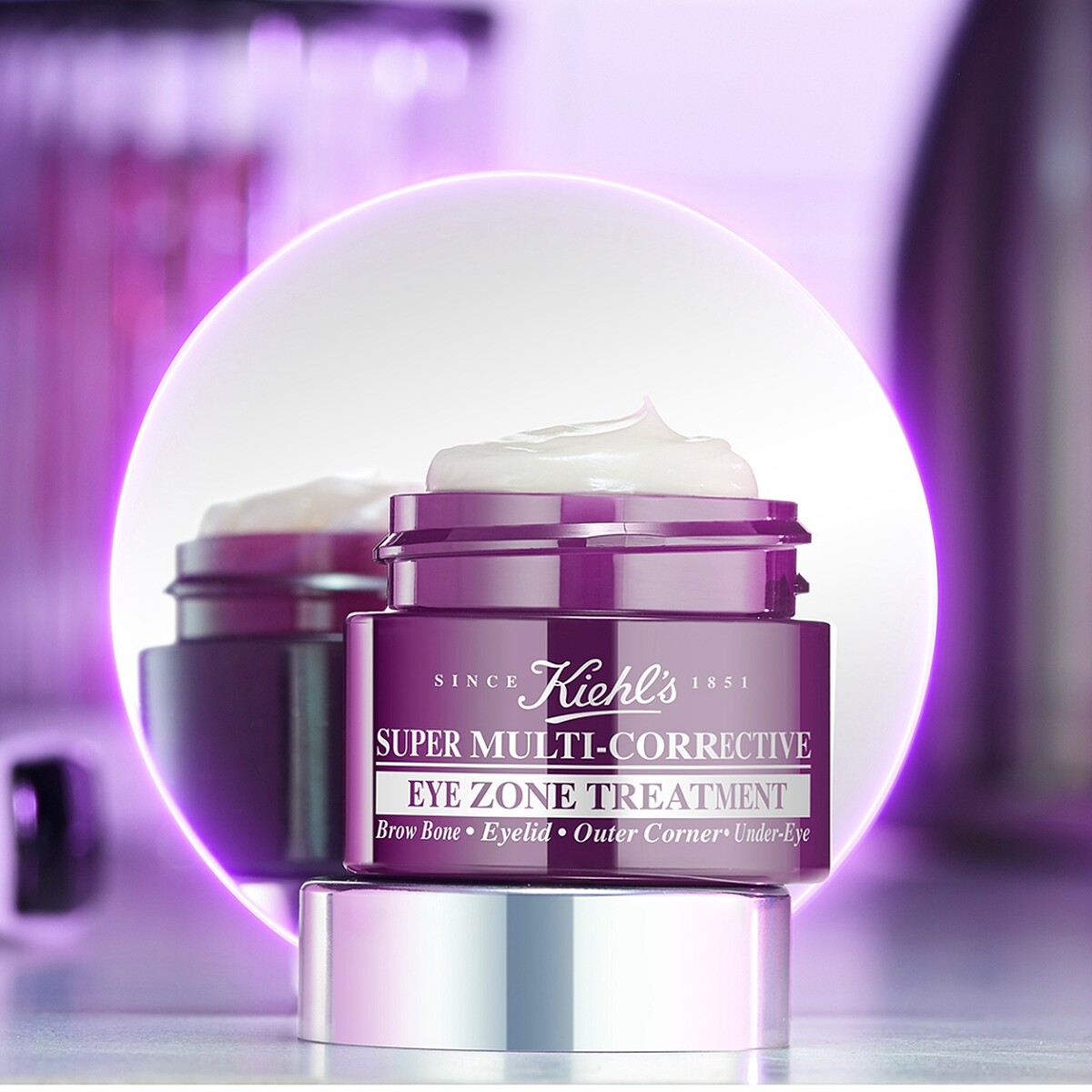 KIEHL&rsquo;S契爾氏超進化全能新生超級眼霜情境圖。