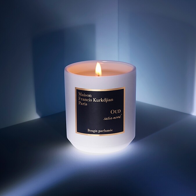 Maison Francis Kurkdjian OUD satin mood絲緞情懷香氛蠟燭情境。