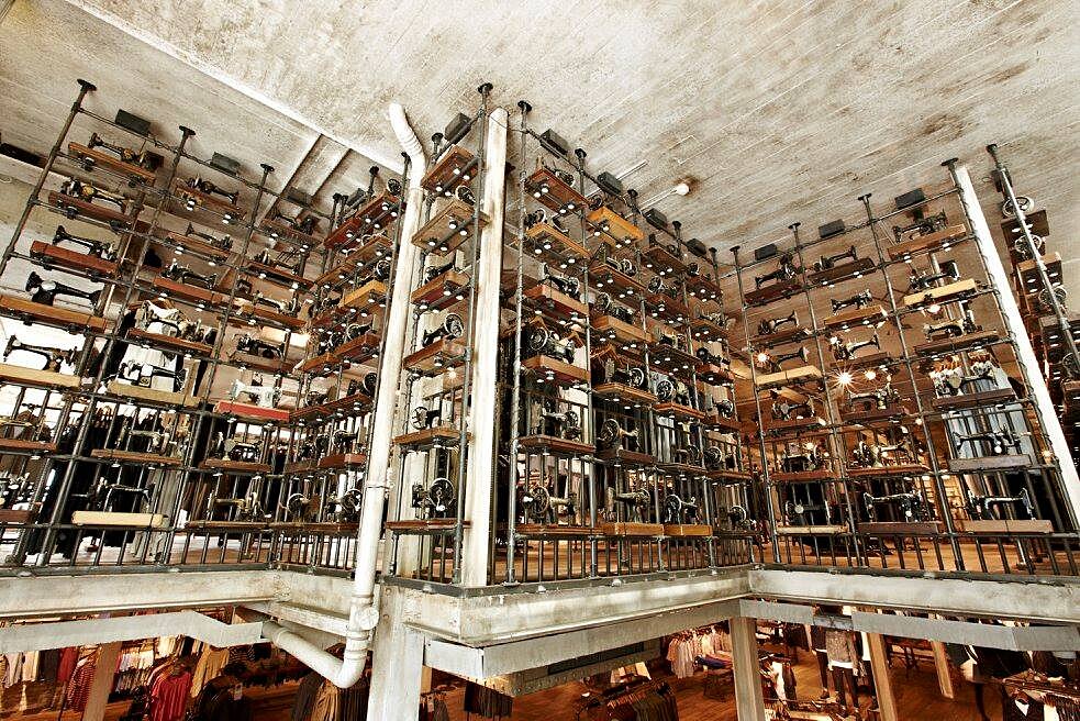 AllSaints 倫敦Westbourne Grove店內裝潢