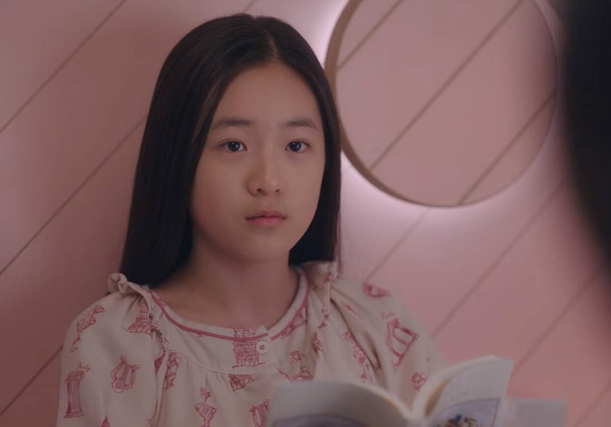 《婚詞離曲3》朴緒耿飾演申家女兒智娥