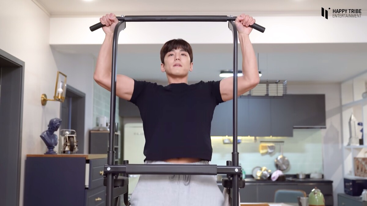 《社內相親》金旻奎太平洋寬肩