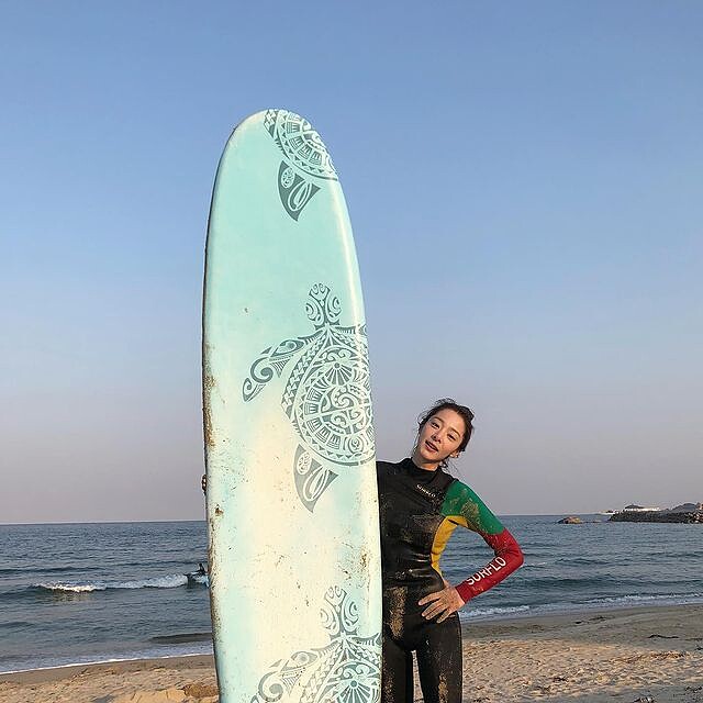 《社內相親》薛仁雅熱愛戶外運動