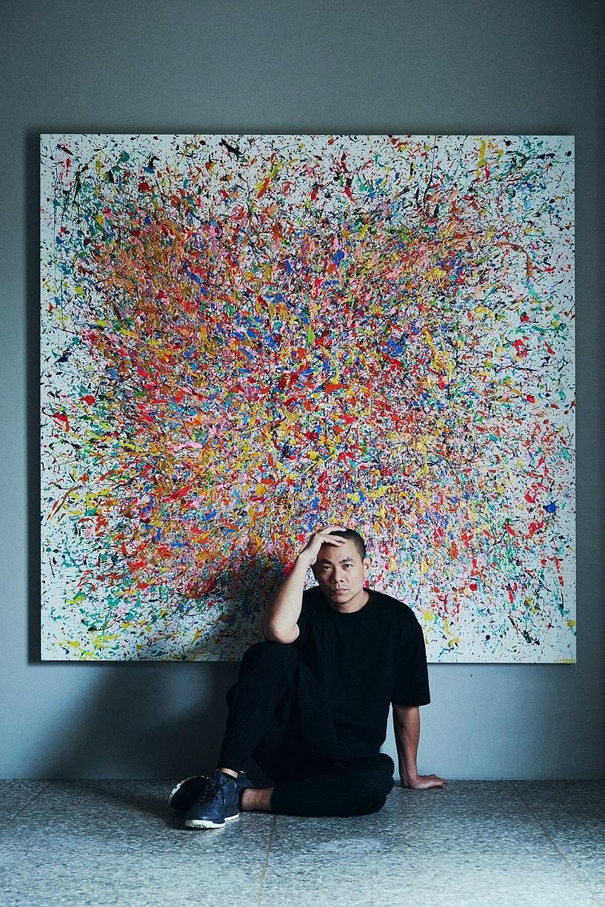 主廚江振誠與邵永添藝術創作《沒有黑 Without Darkness》。