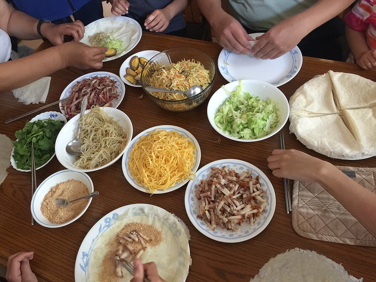 ▲吃春捲,或叫潤餅,本來是寒食節的習俗。(圖/翻攝自Flickr作者Tzuhsun Hsu)