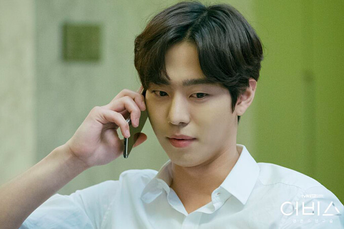 《Abyss深淵》安孝燮(圖/http://program.tving.com/)。