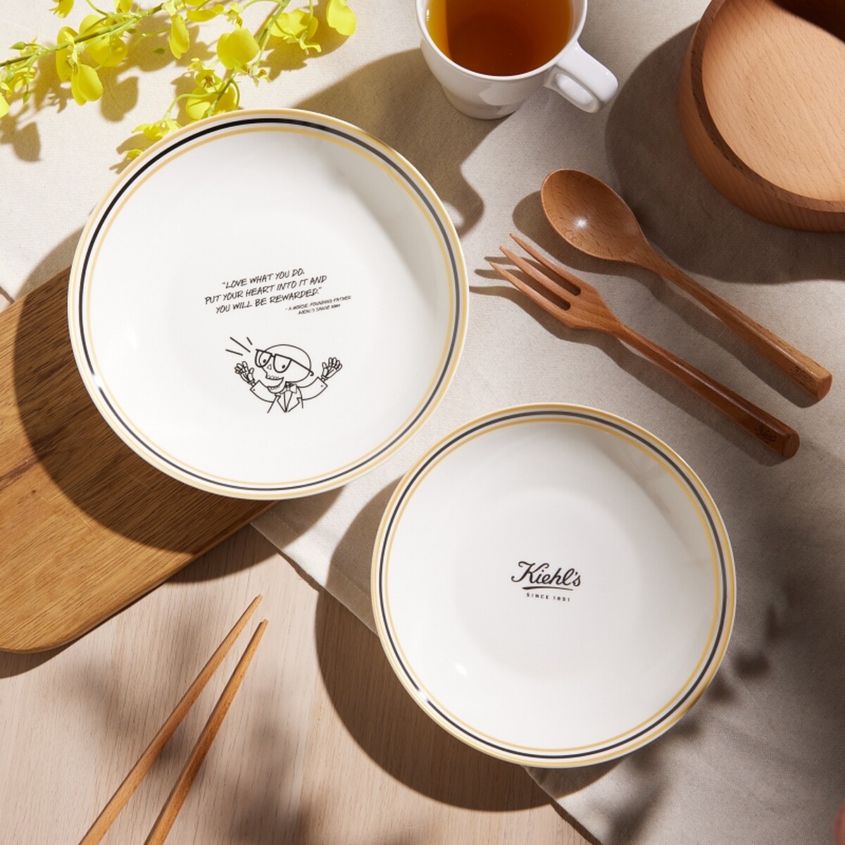 KIEHL&rsquo;S契爾氏手工特製瓷盤雙入組。