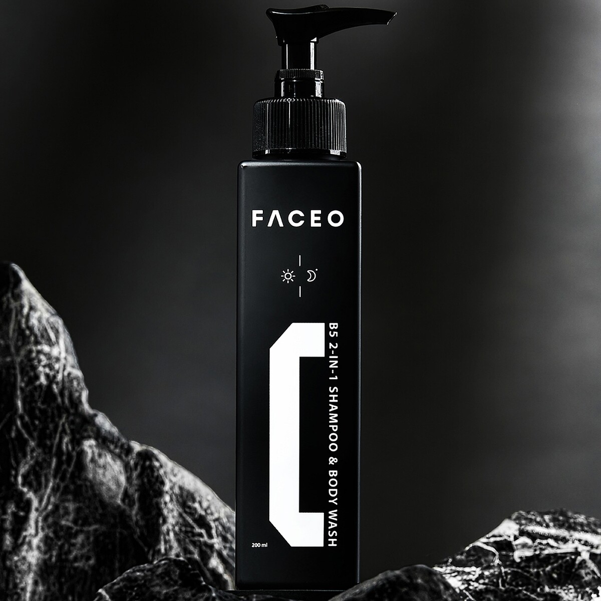 FACEO黑曜岩活萃保濕洗沐膠200ml，NT390。