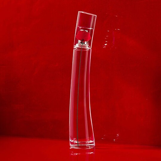 Kenzo罌粟花淡香精情境圖。