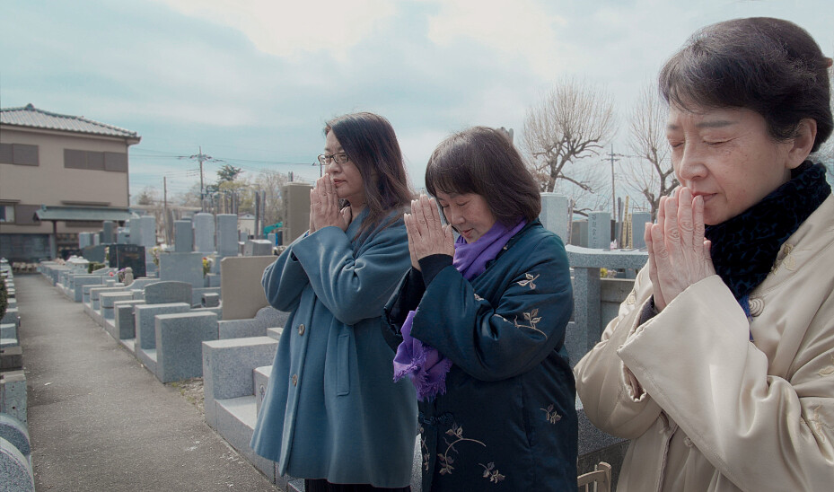 ▲朱家三姐妹前往日本祭拜胡蘭成。（圖／目宿媒體提供）