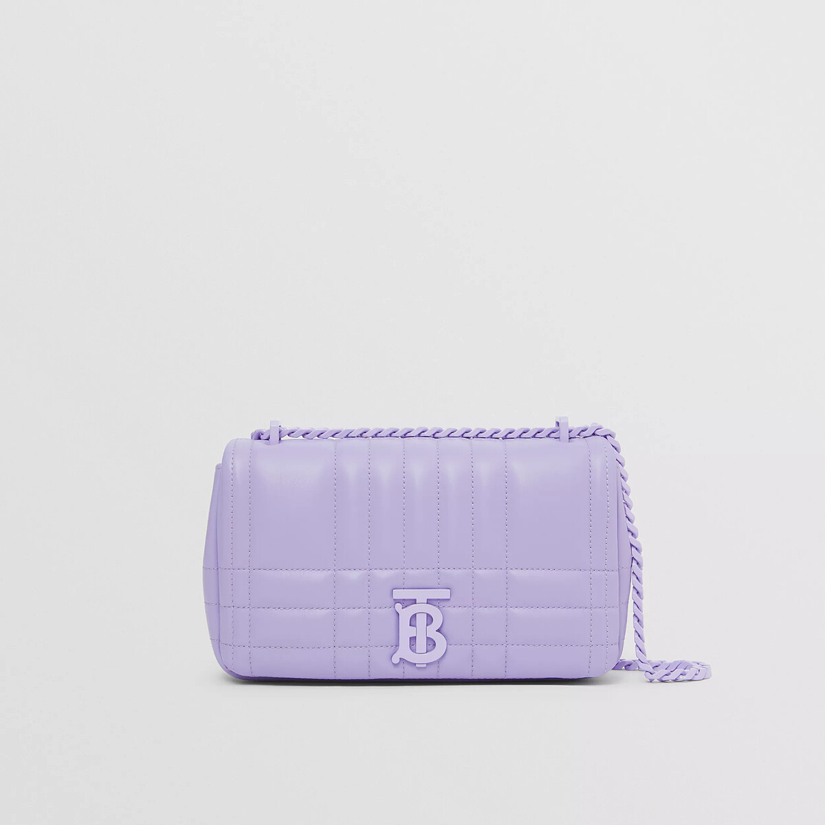 Burberry 小型絎縫羔羊皮紫羅蘭色鍊包，NT69,000。