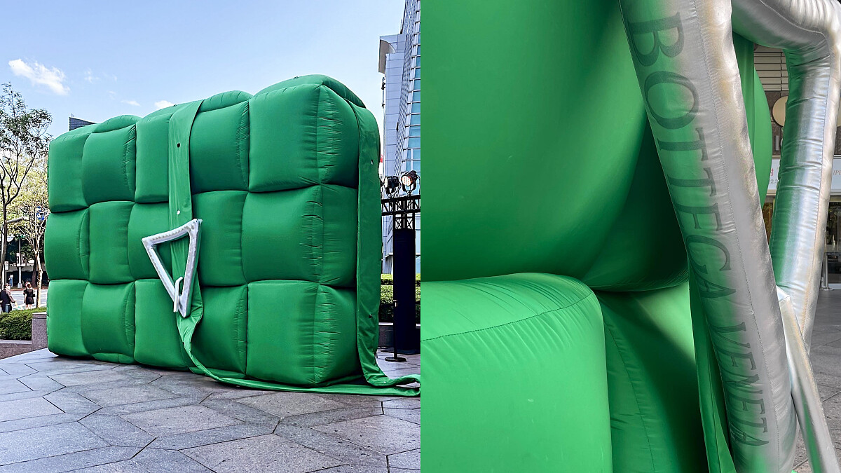 Bottega Veneta巨型枕頭包空降台北！限時裝置藝術，仿真細節值得朝聖