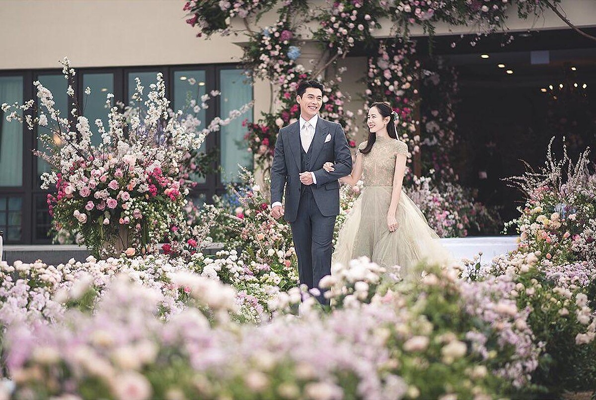 玄彬、孫藝珍 HD婚照如童話故事