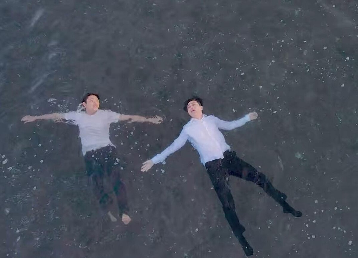 《我們的藍調時光》漢修與少年的自己相遇