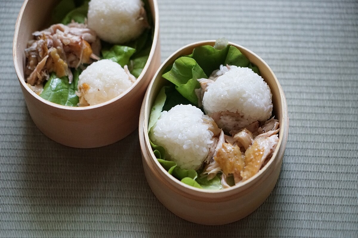 燻雞飯糰可以親子一同動手做。