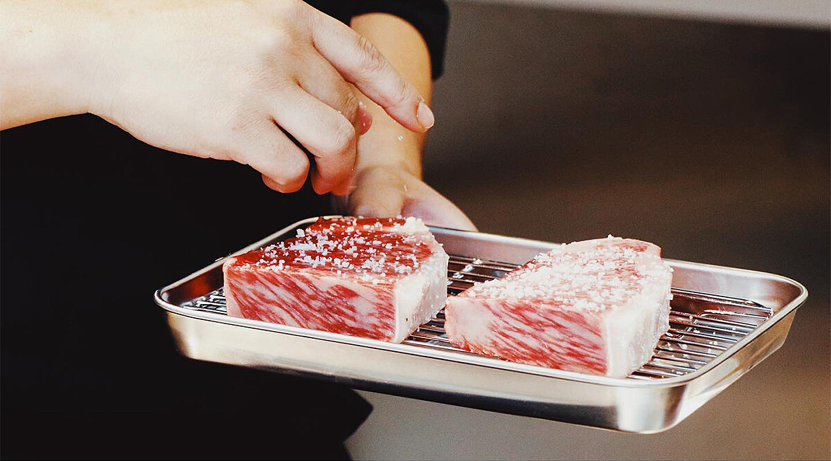 「和牛研究室 Wagyu Lab」主打來自千成亭牧場飼養的近江牛。