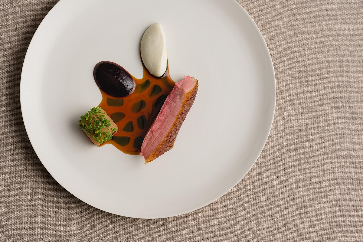 熟成鴨胸、櫻桃、山當歸