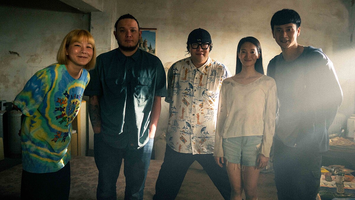 怕胖團「顯性悲觀」第五張專輯《V》深意比喻 Rivive 一切都有復甦可能！〈鴦〉MV劉冠廷自導自演綁架韓寧？