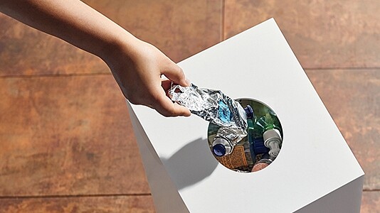 L'OCCITANE回收空瓶愛地球。