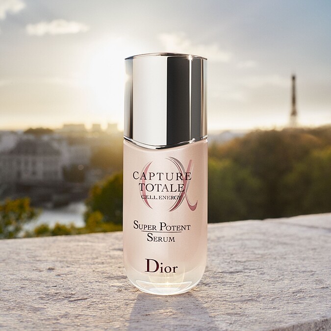 DIOR迪奧逆時能量精華30ml，NT3,000、50ml，NT4,100。