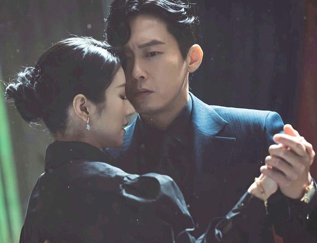 《夏娃的醜聞》徐睿知與朴秉恩飾演男女主角